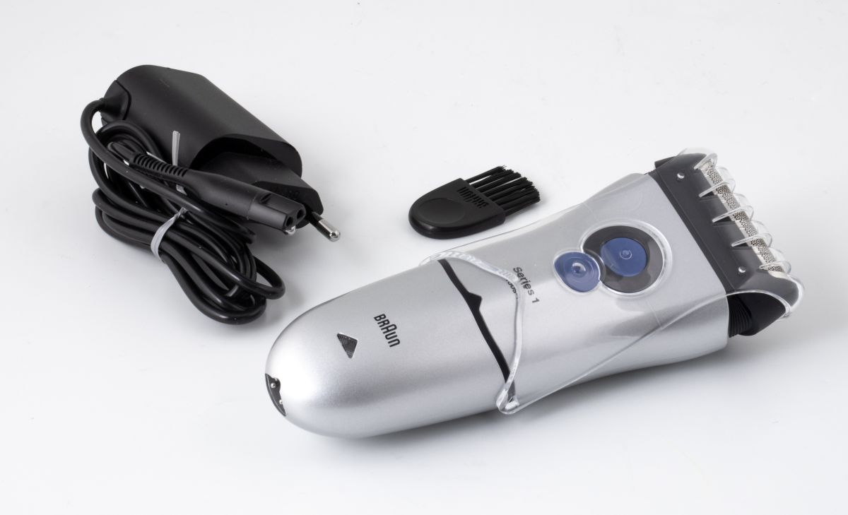 Braun 150-S Smart Foil Shaver