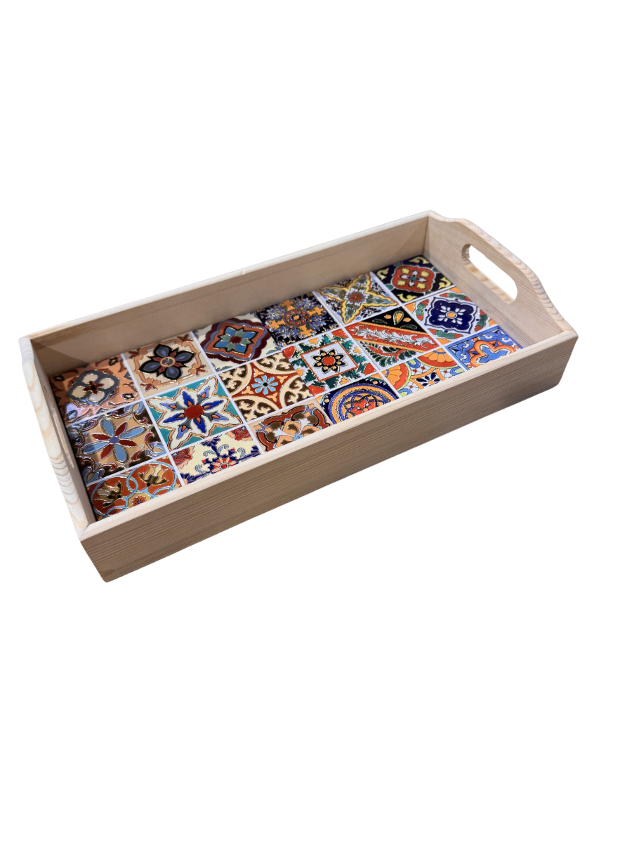 Serveringsbakke i keramik assorteret 31,5x16,5x6,5 cm.