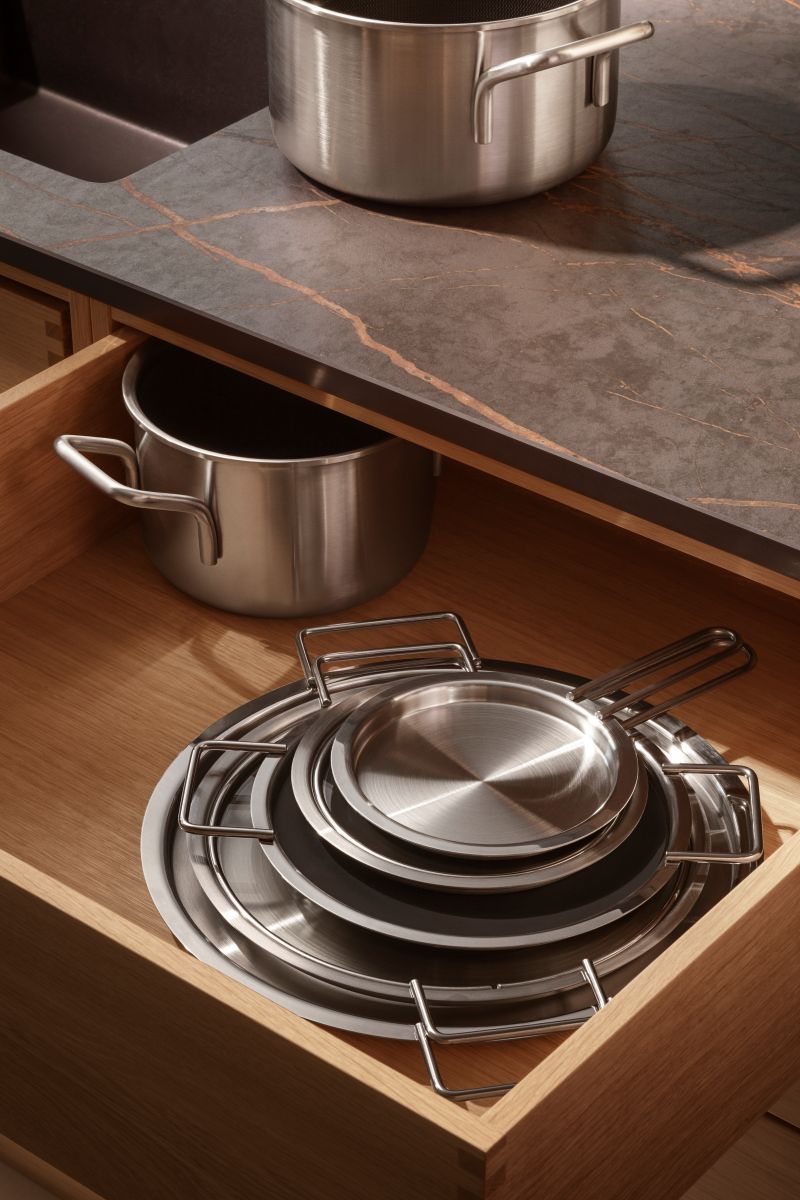 Eva Trio SS Låg stål 28 cm m/2 ører