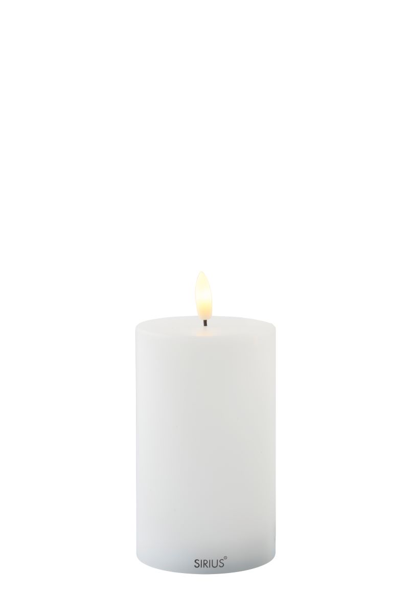 Sille Genopladelig LED bloklys Ø7,5XH12,5 cm. Hvid