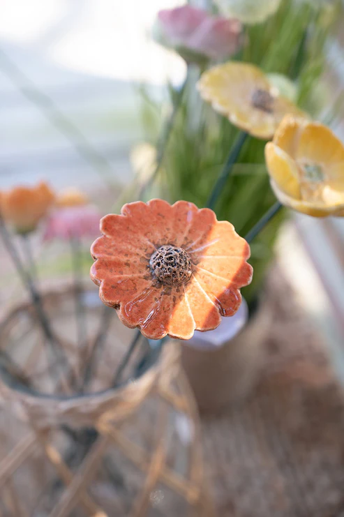 Blomst stentøj H 41 cm. orange