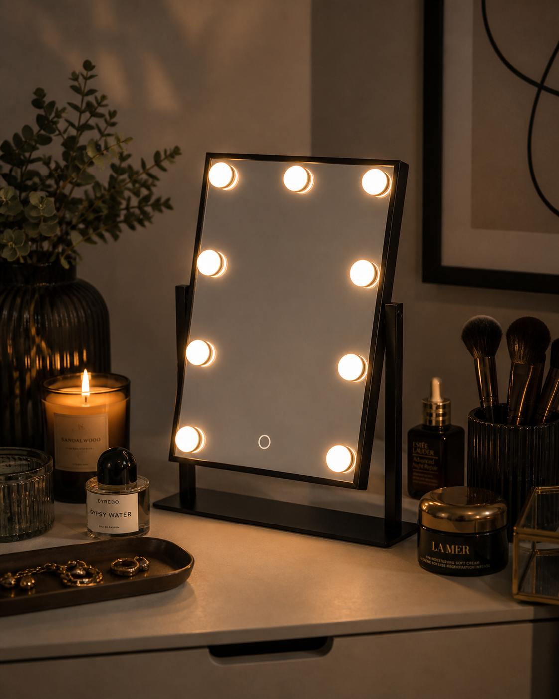 Make up spejl med 9 pærer sort
