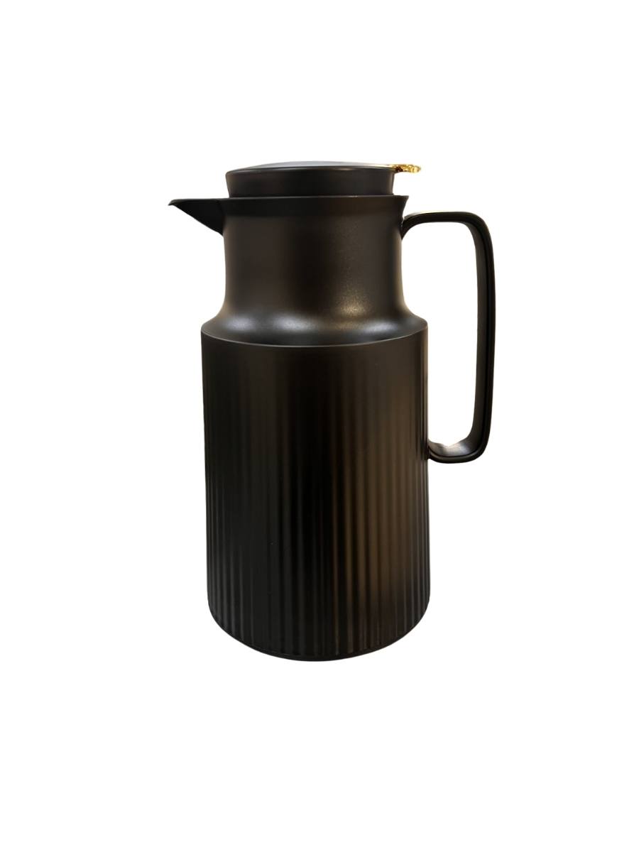 Termokande med guld trykknap 1 ltr. sort