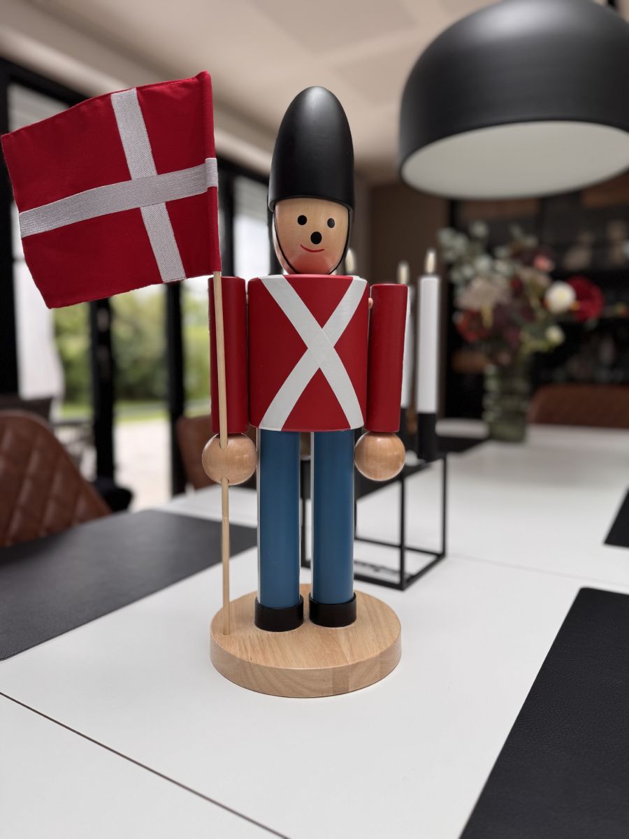 Curio Copenhagen Garde med flag 16 cm.