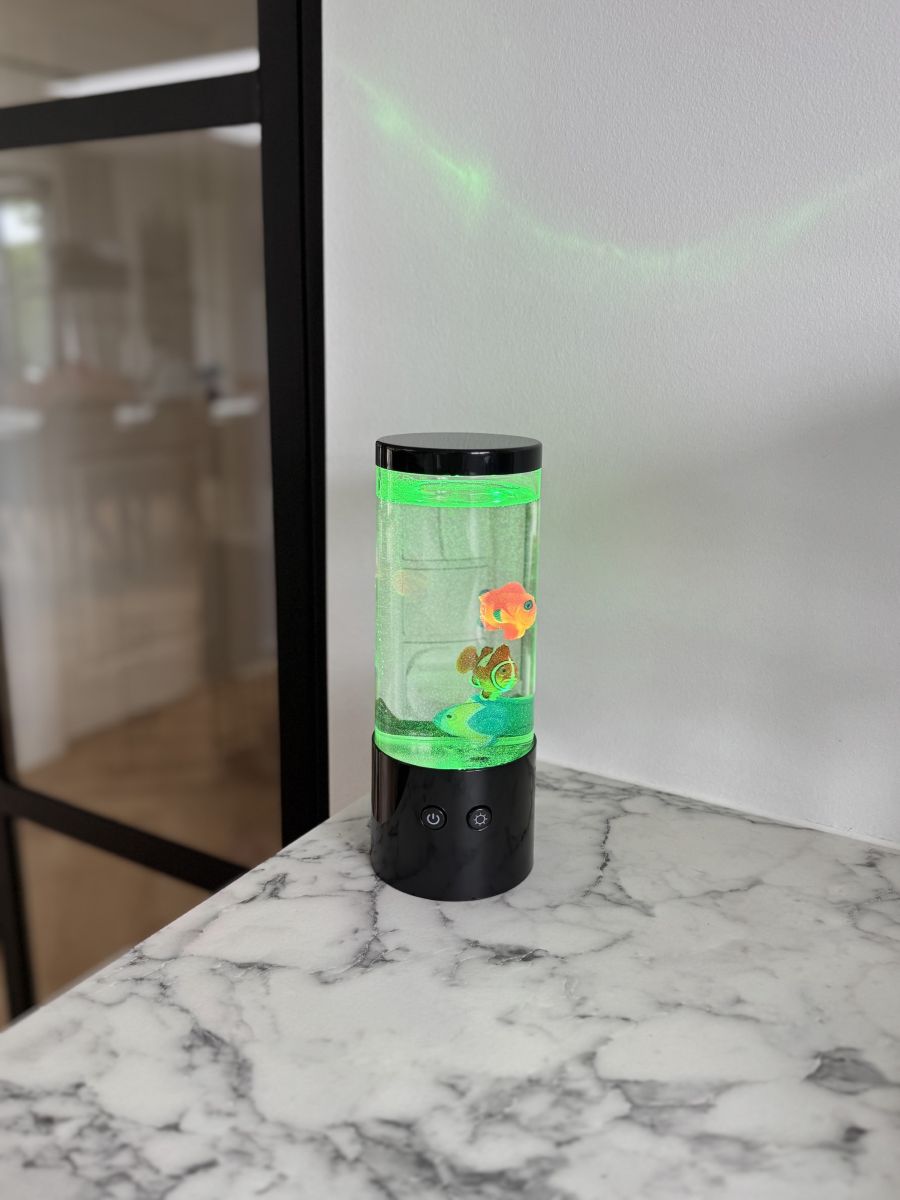Fiskelampe med 3 fisk 9x23 cm til batteri eller med USB