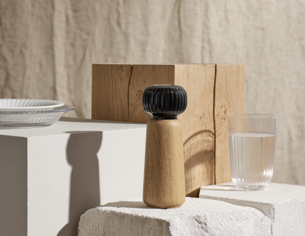 Hammershøi Kværn H 18 cm. sort